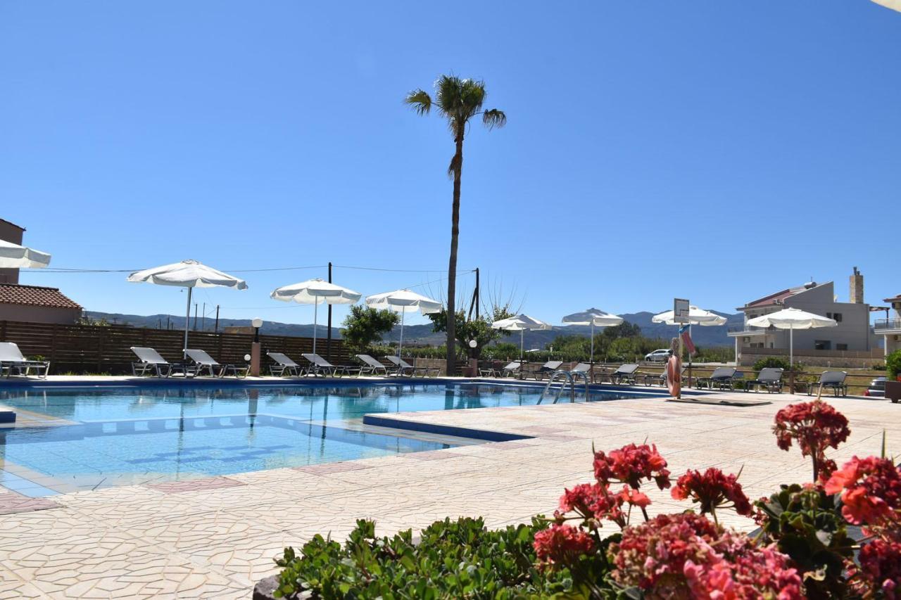 Odos Oneiron Tavronitis Bay Hotell Eksteriør bilde
