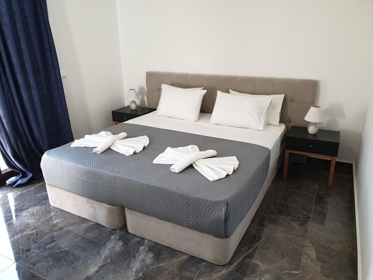 Odos Oneiron Tavronitis Bay Hotell Eksteriør bilde