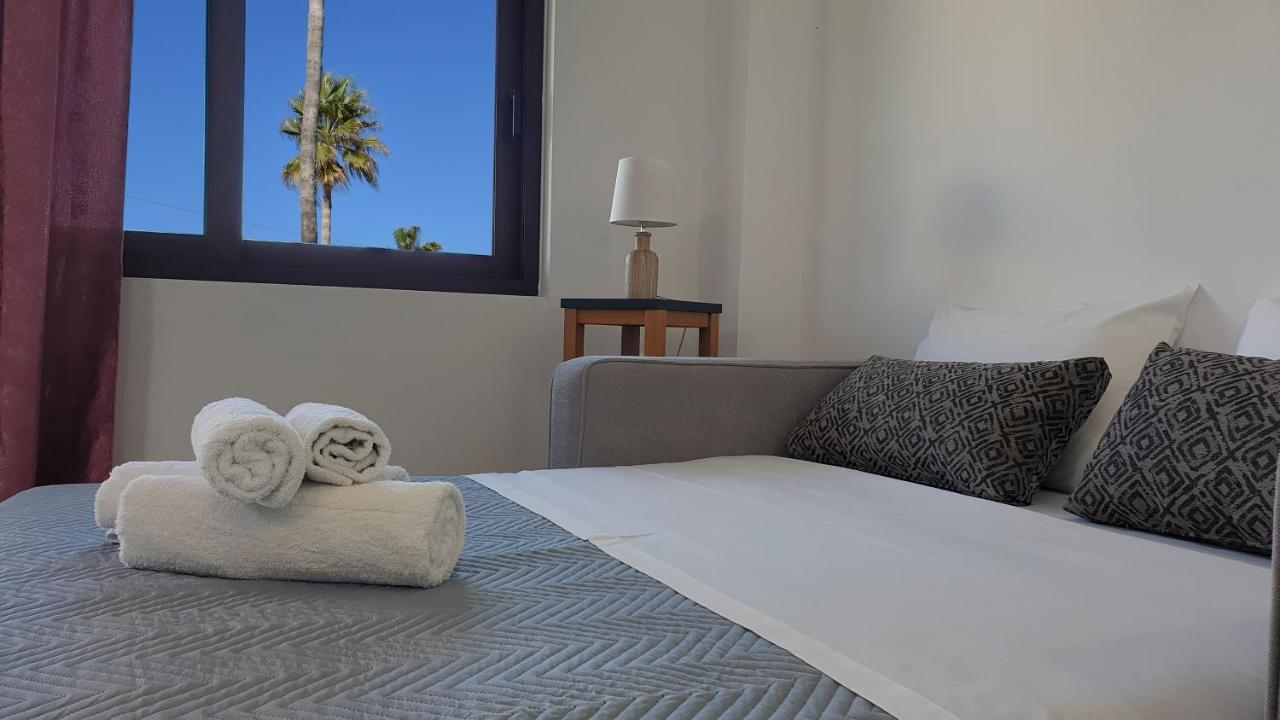 Odos Oneiron Tavronitis Bay Hotell Eksteriør bilde
